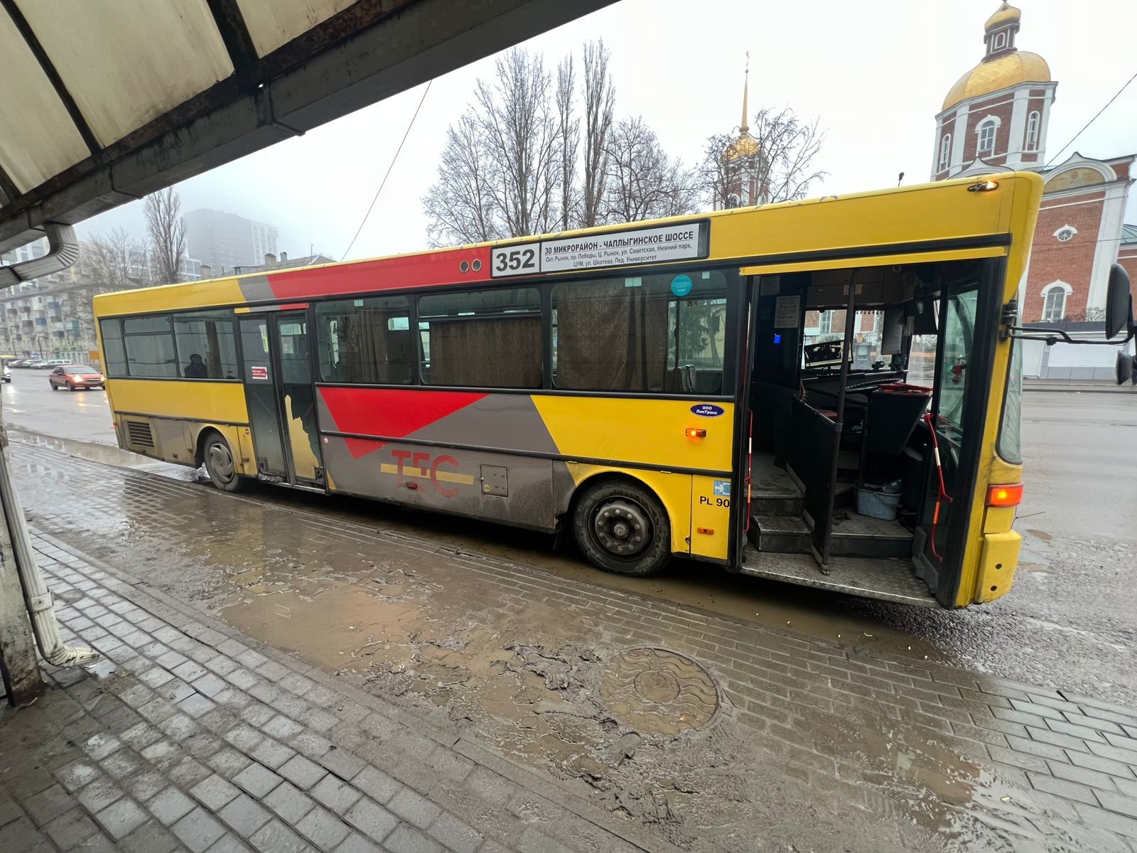 Липецке женщина пострадала во время поездки в автобусе