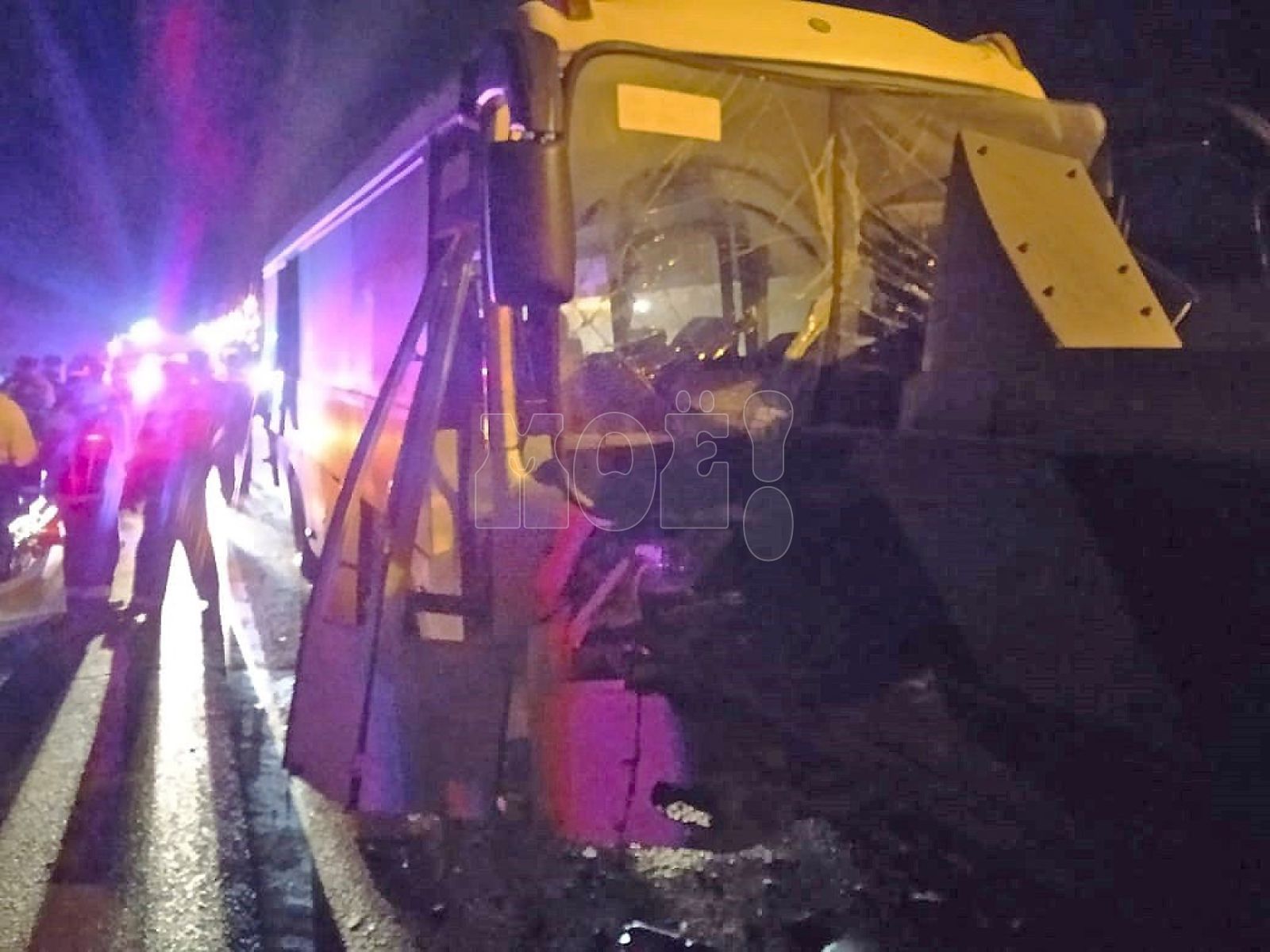 В страшное ДТП с&nbsp;фурой попал туравтобус с&nbsp;детьми из&nbsp;Воронежской области