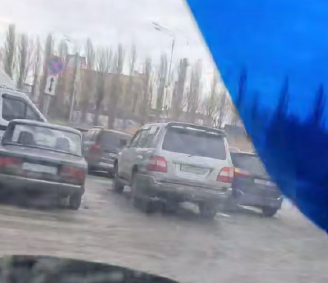 Белгородские ДПСники избавились от стихийной парковки возле «МегаГРИННа»