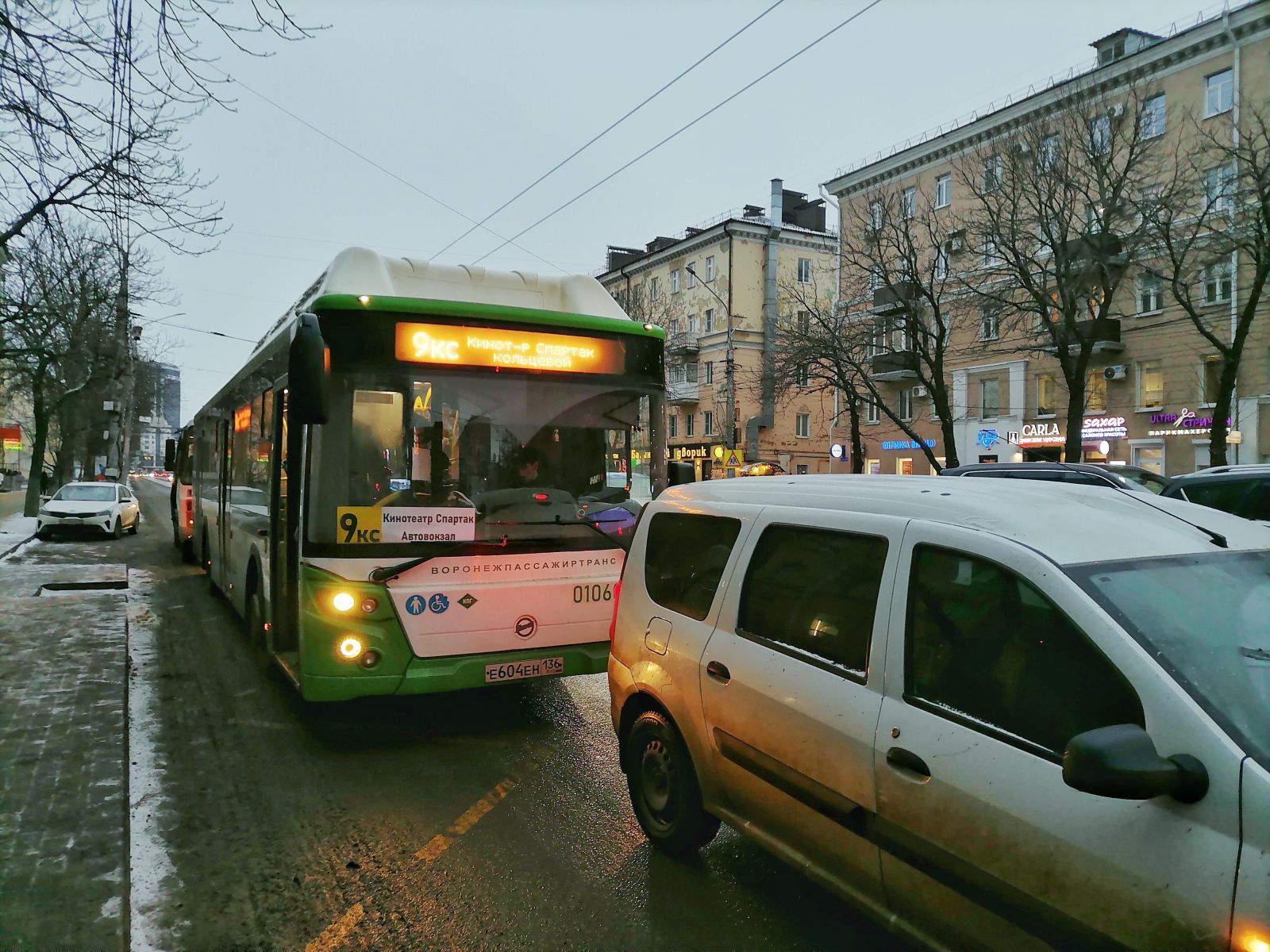 Как общественный транспорт будет работать в&nbsp;новогоднюю ночь в&nbsp;Воронеже