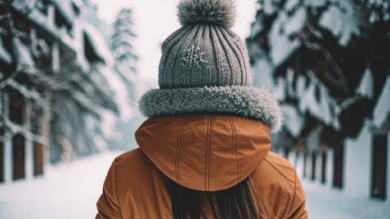 15-летняя девочка в чёрном плаще пропала в Воронеже