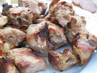 Новогоднее застолье едва не закончилось гибелью 150-килограммового мужчины