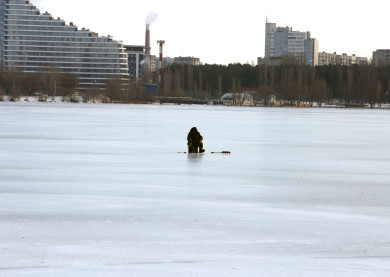 Спасатели сообщили о безумцах, рискующих жизнью на Воронежском водохранилище