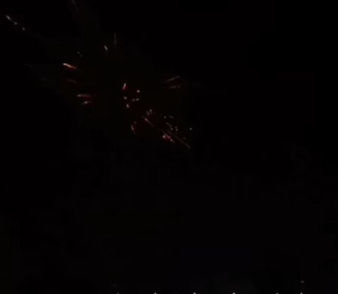 В Губкине салют перепугал людей перед началом рабочей недели