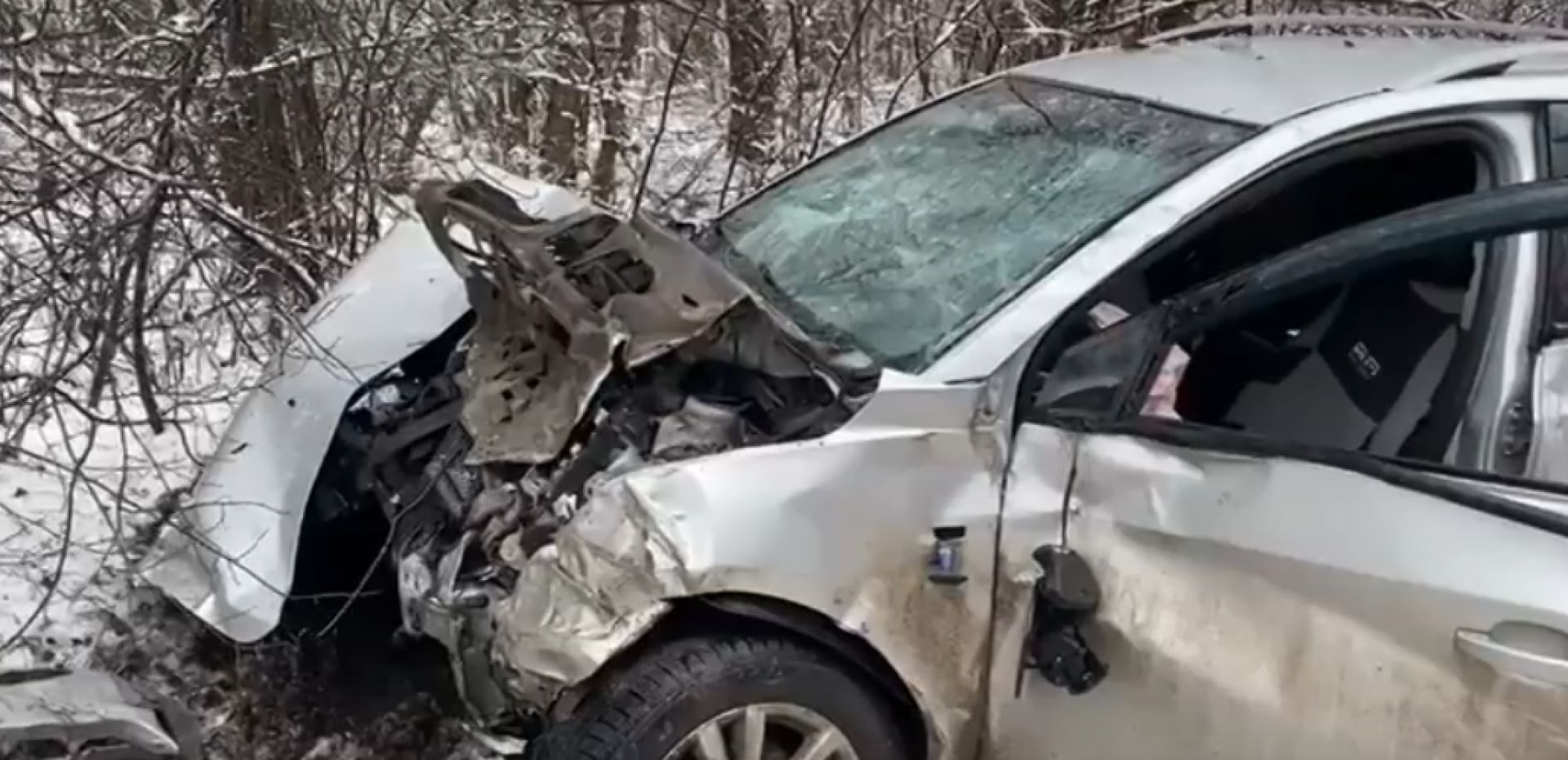 В Курской области мужчина погиб в столкновении двух машин