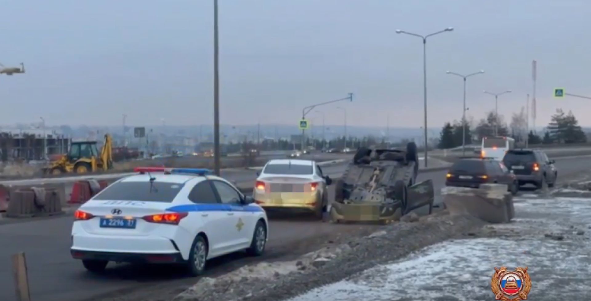 В Белгороде случилось массовое ДТП с переворотом