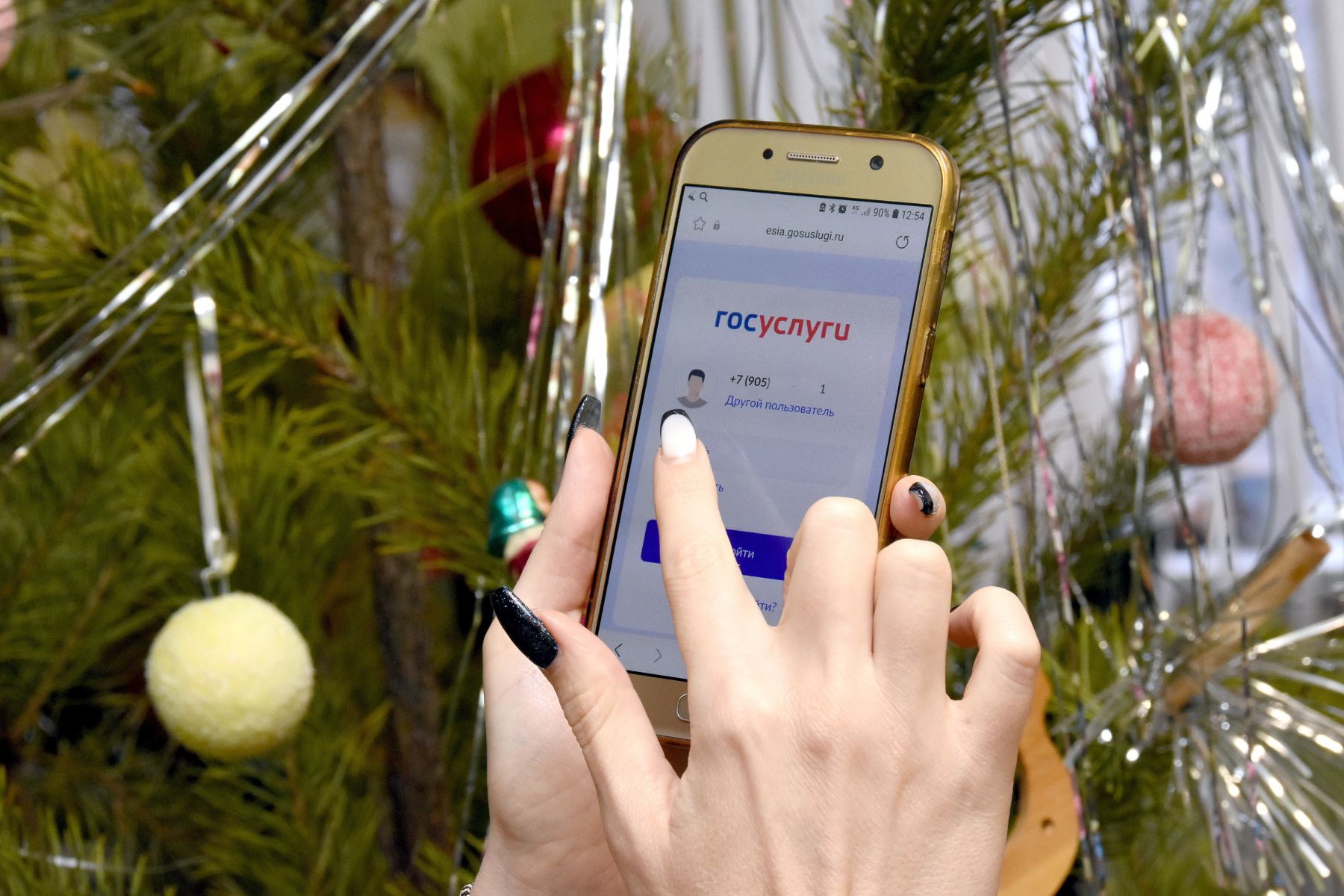 Белгородцу грозит судимость за разбитый в порыве ревности телефон