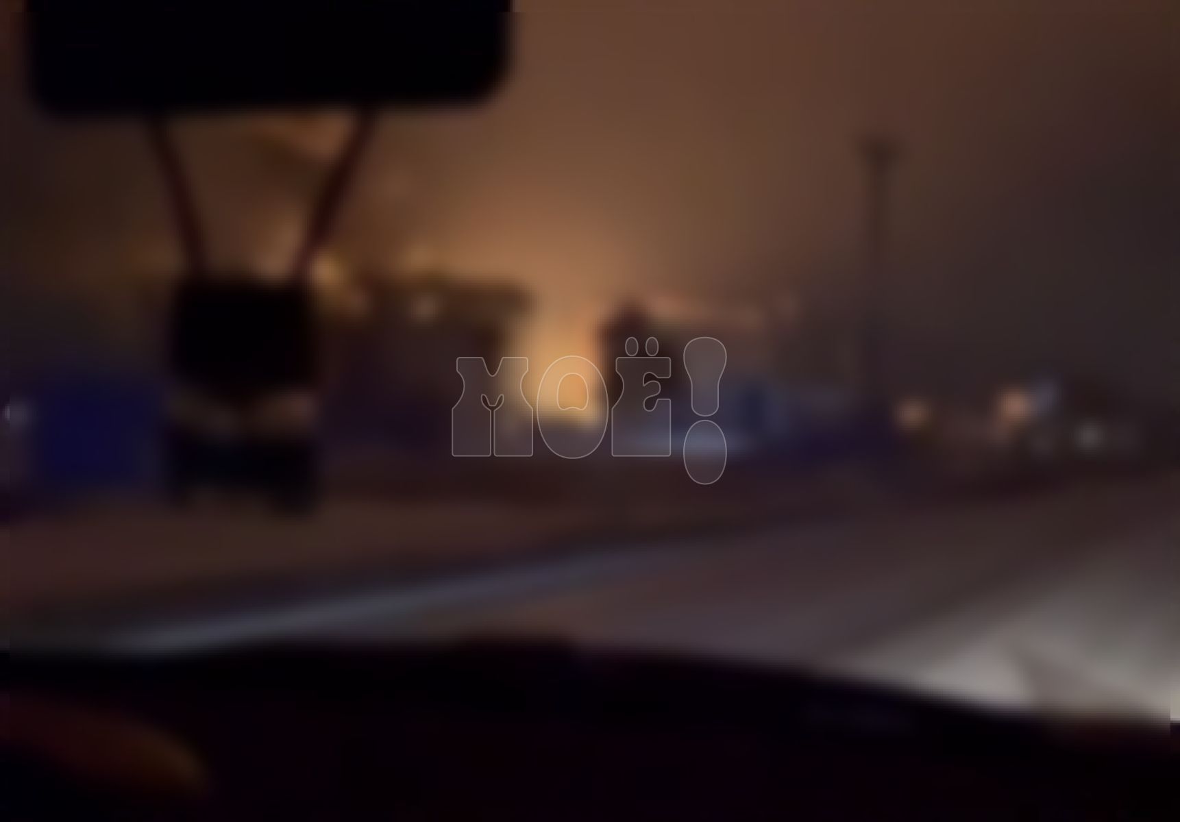 Появилось видео полыхающей после атаки беспилотников ВСУ воронежской нефтебазы