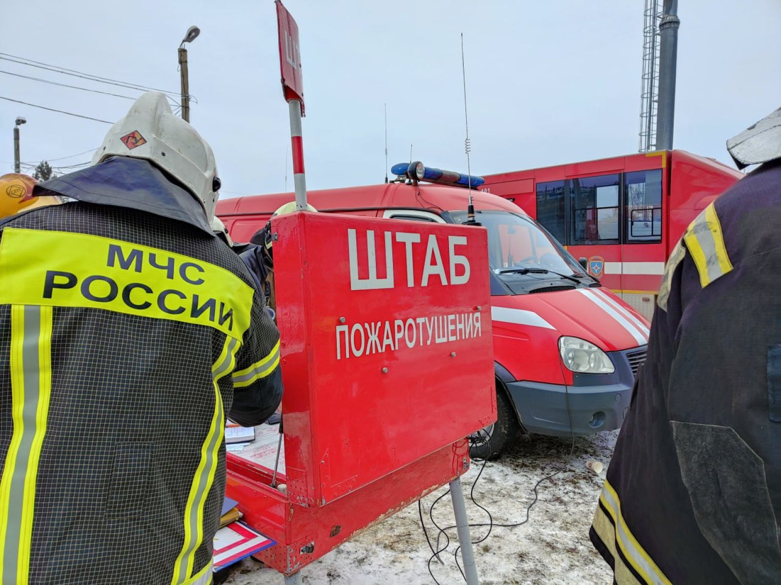Губернатор обратился к воронежцам после атаки украинских БПЛА на нефтебазу