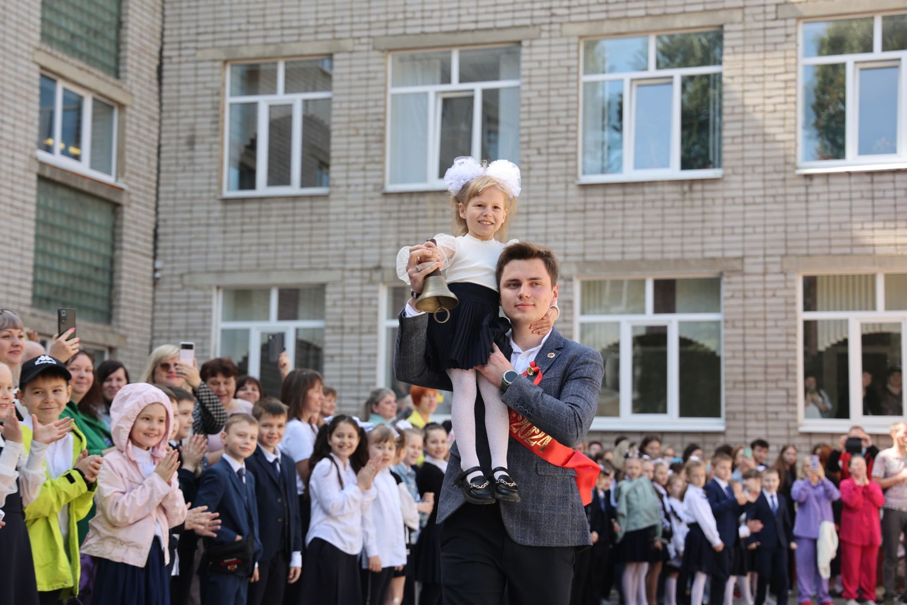 В Липецке назвали дату последнего звонка