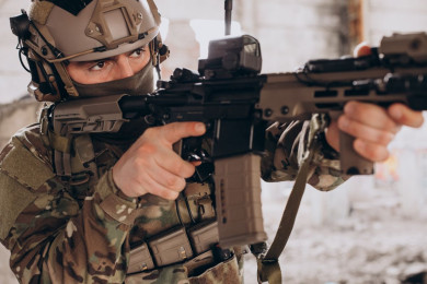 Главное за ночь. ФСБ предотвратила теракт, который готовил солдат ПВО