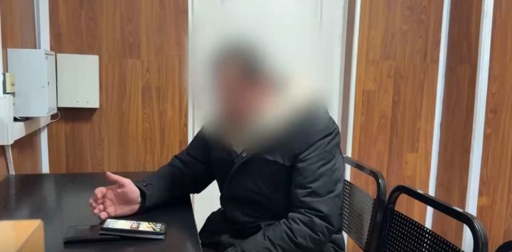 Курянин загнал друга в огромные кредиты после знакомства с девушкой