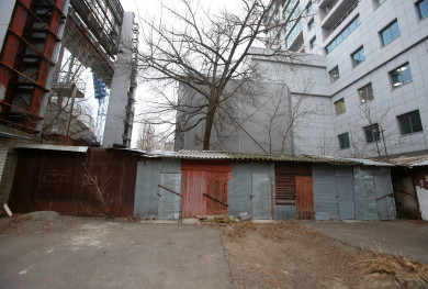 Получат ли компенсацию владельцы гаражей, которые сносят у воронежского стадиона