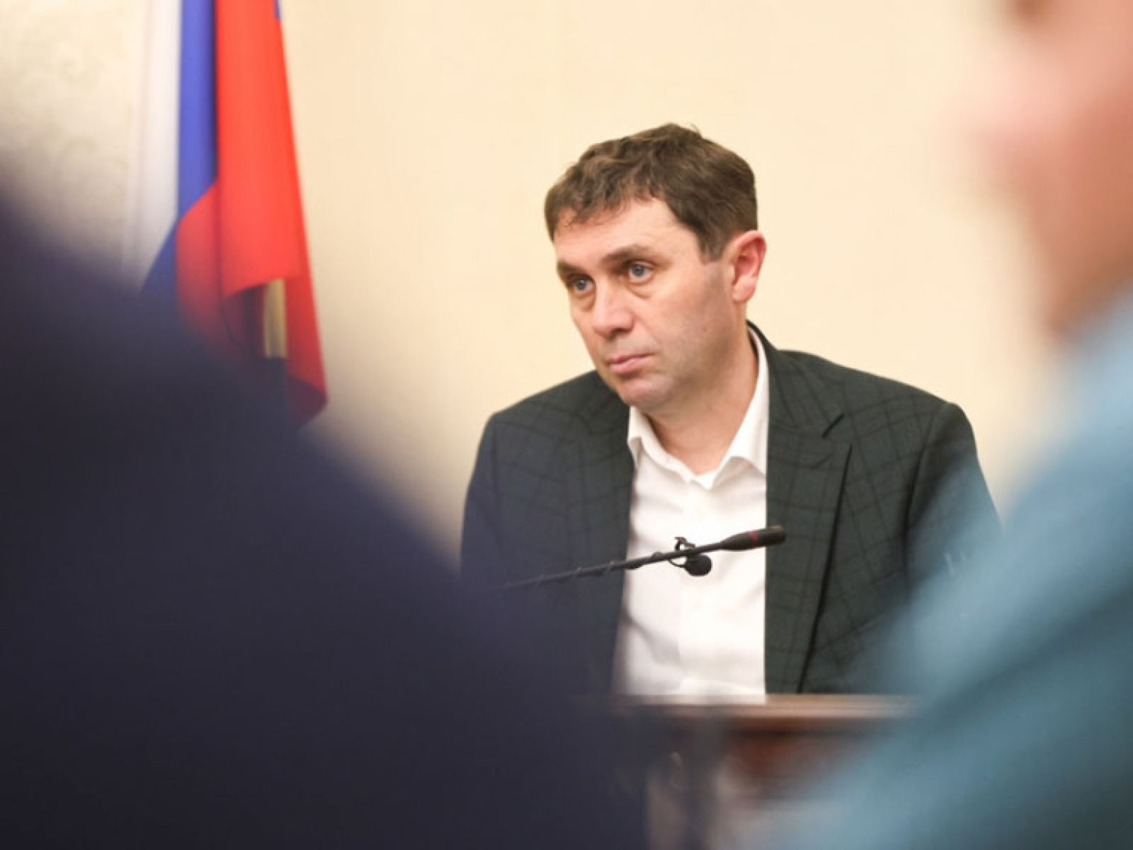 В Воронеже начнут восстанавливать газоны, сообщил мэр Сергей Петрин