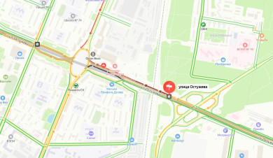 Пробка скапливается на оживлённой воронежской улице