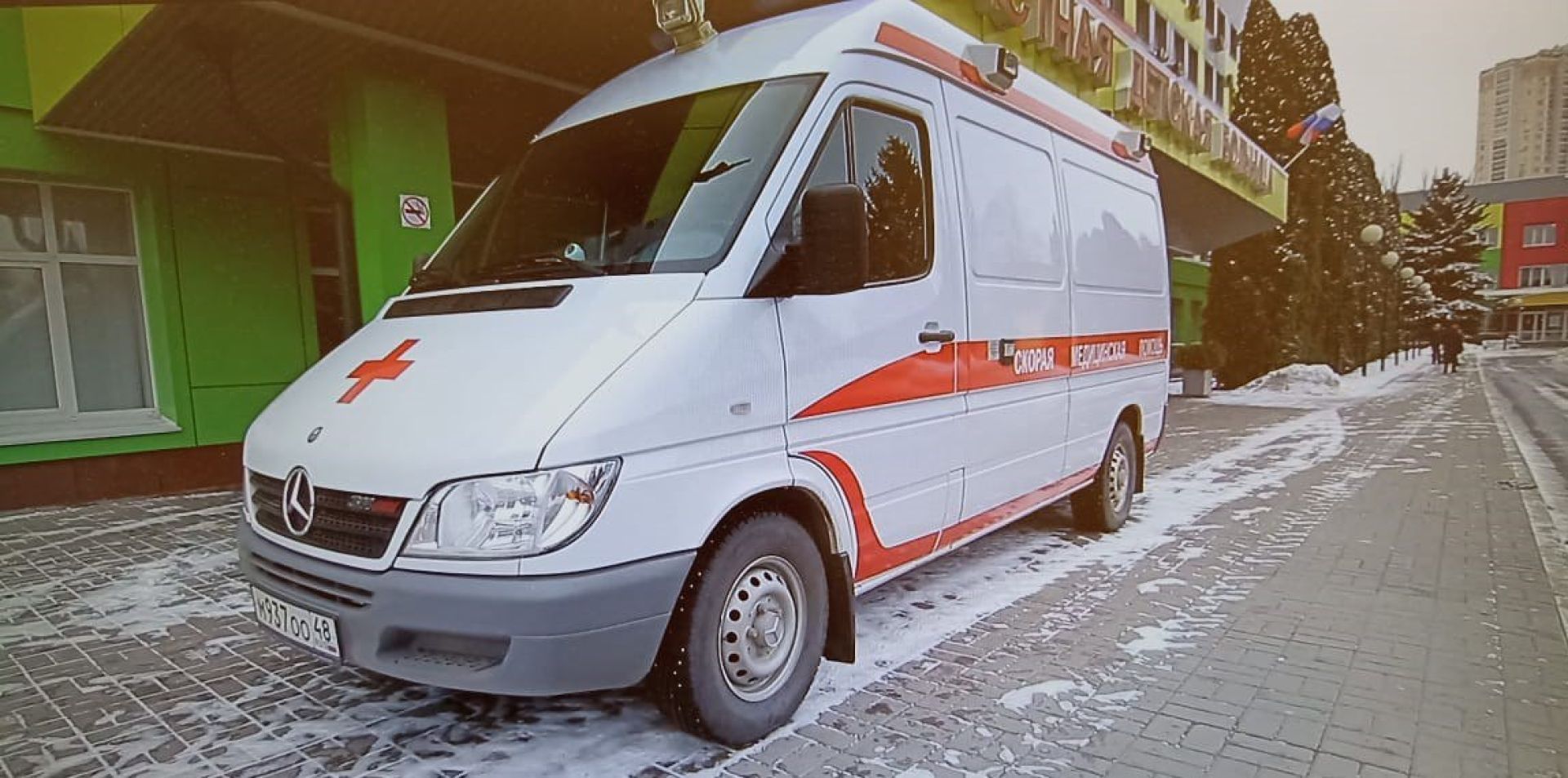 Отравившегося угарным газом при пожаре в липецком СНТ подростка перевели из реанимации в педиатрию