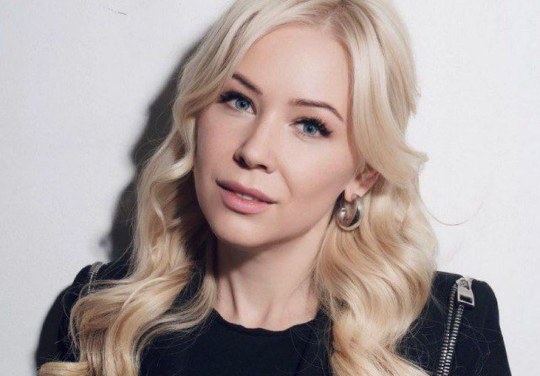 Екатерина Мизулина готовит признание об отношениях с певцом Шаманом