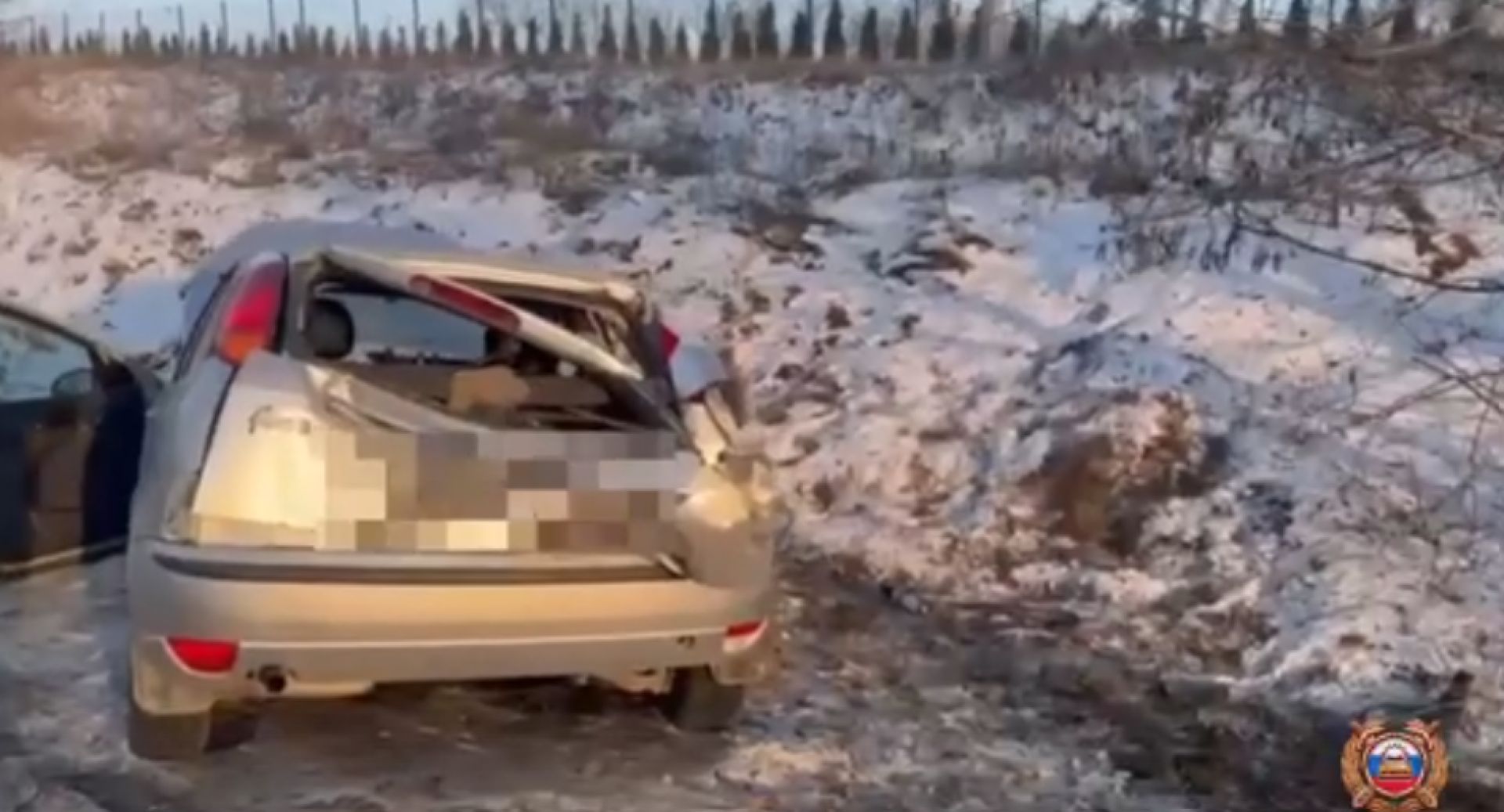 В Белгородской области легковушка разбилась из-за подрезавшей ее фуры