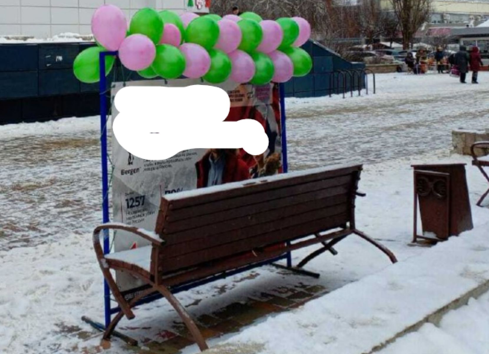 В Липецке убрали нелепый рекламный щит