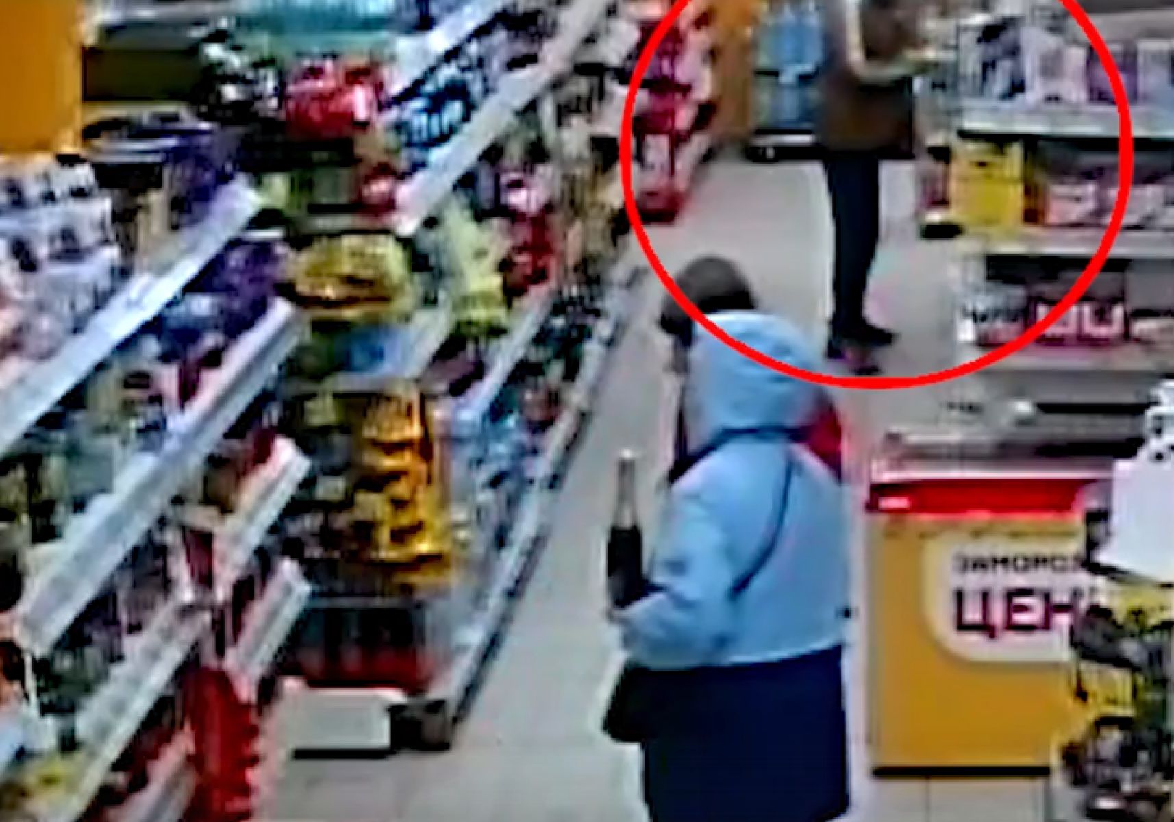 В Ельце ограбили магазин