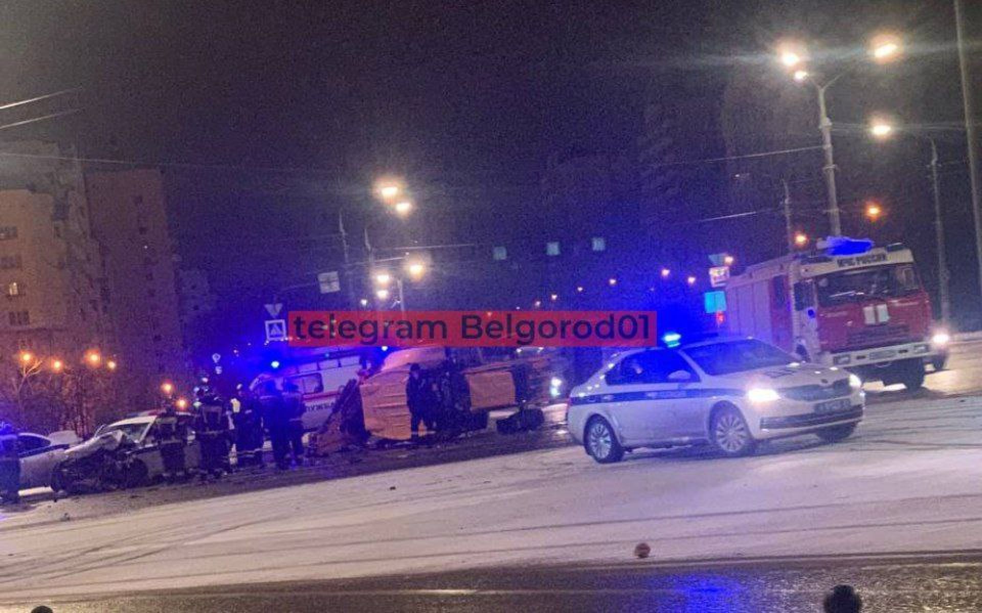 В Белгороде трактор перевернулся после столкновения с автомобилем ДПС