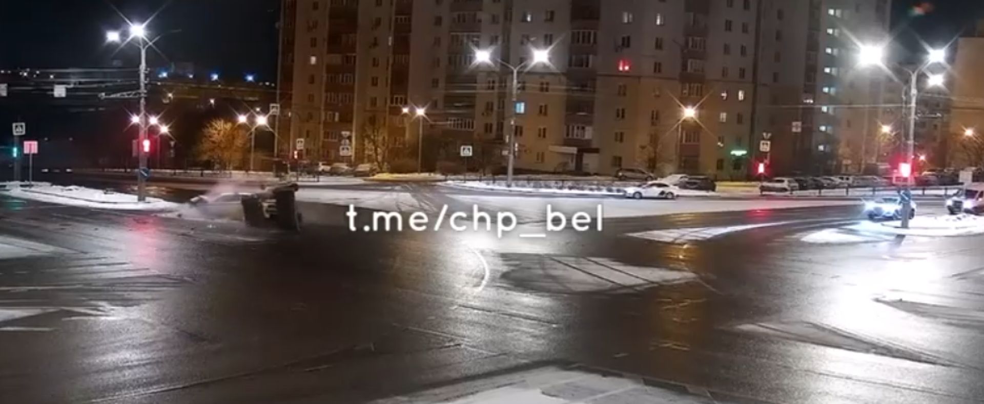 Утреннее ДТП на Харгоре с участием трактора зафиксировала камера