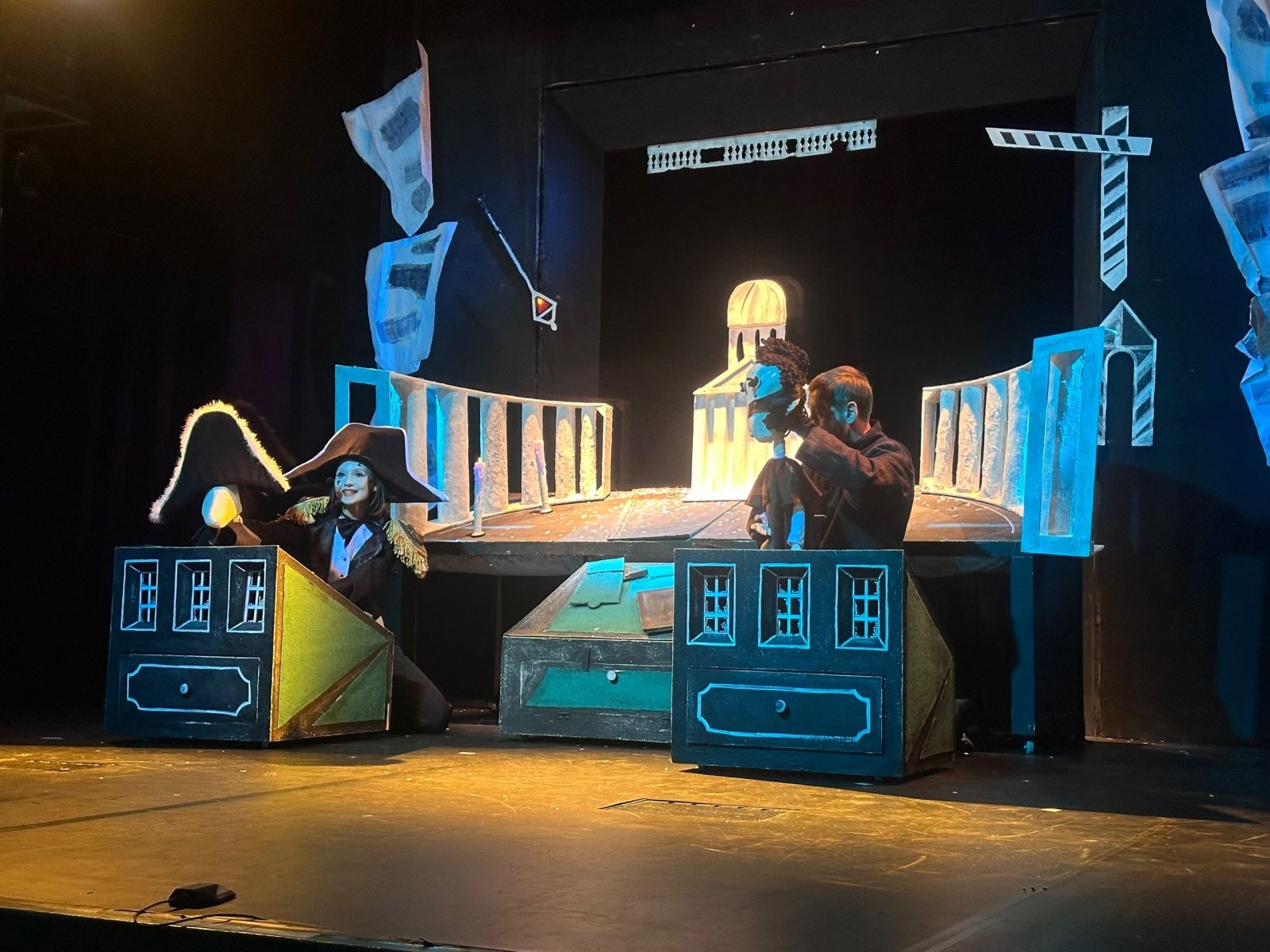 Телефонные террористы «заминировали» кукольный театр в Липецке