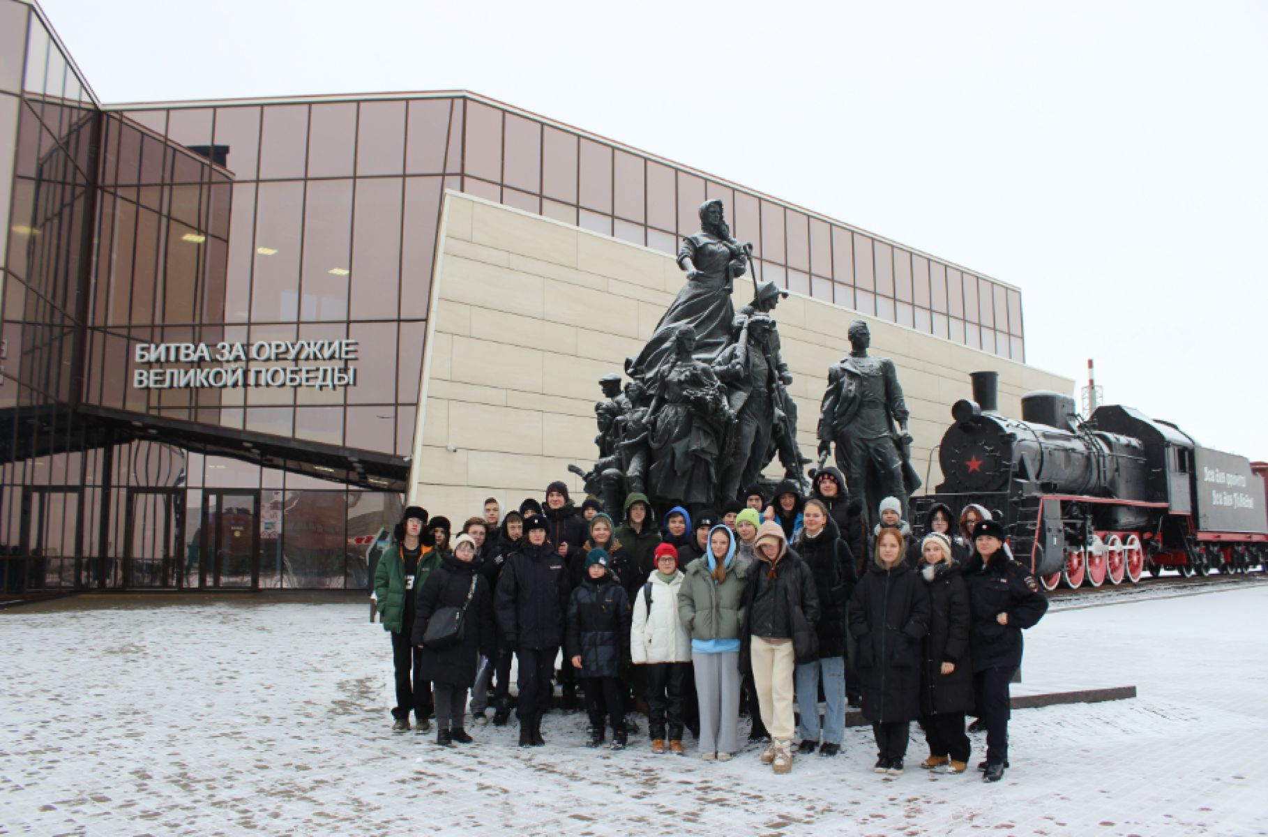 Белгородские школьники прокатились на ретропоезде на паровой тяге