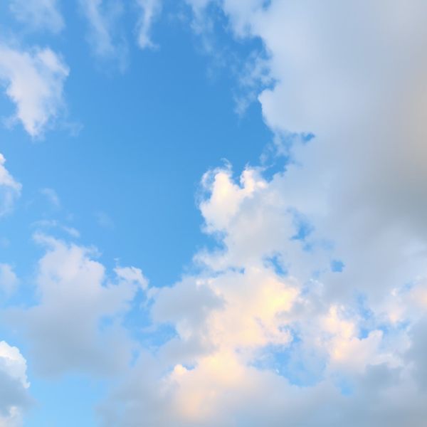 В Курской области дрон ВСУ спровоцировал пожар в жилом доме