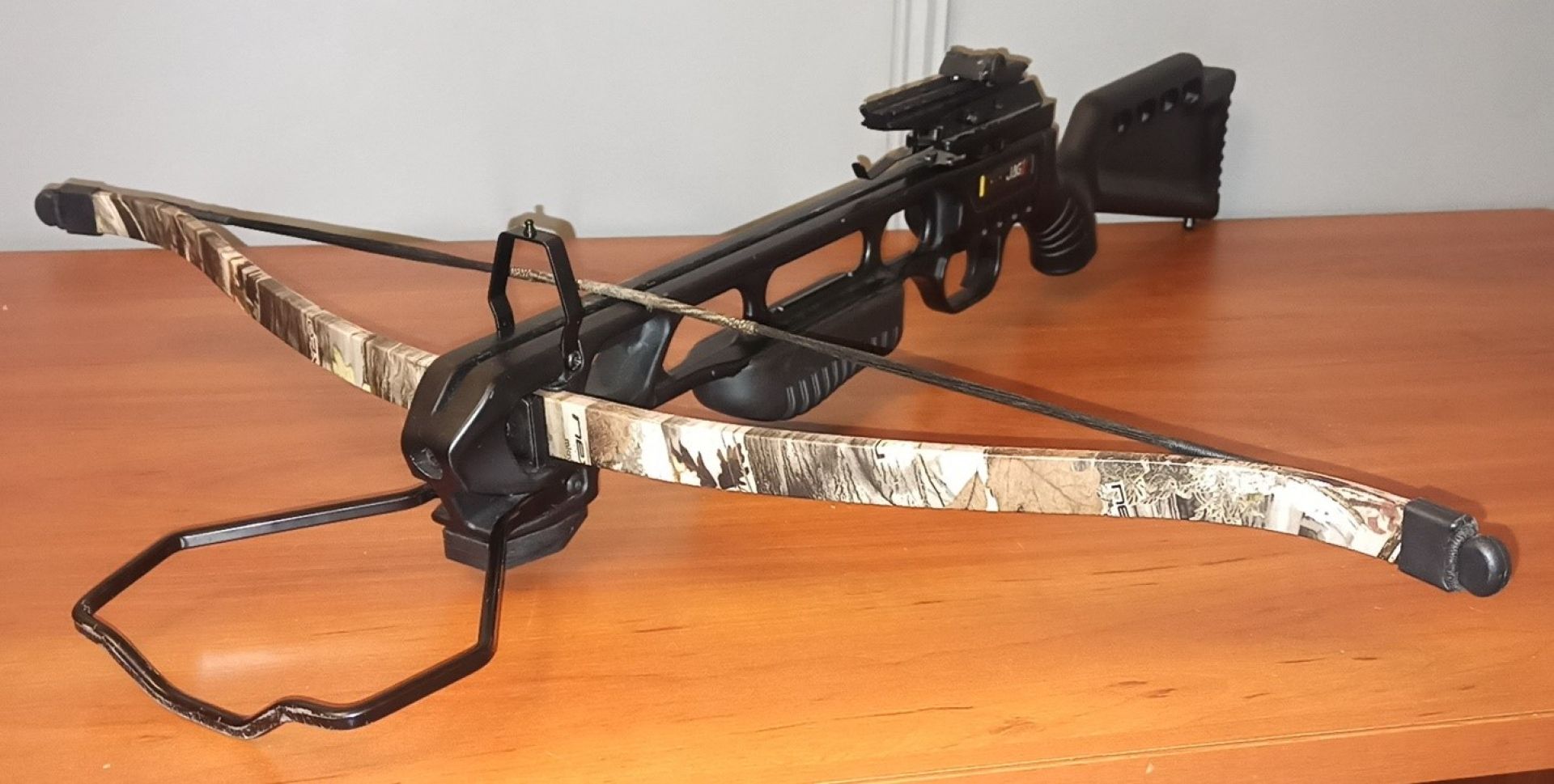 Житель Валуек прокачал арбалет и попытался его продать&nbsp;