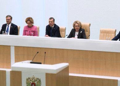 Десятки стендов посвященных истории и культуре нашего края. В Совете Федерации прошли Дни Воронежской области