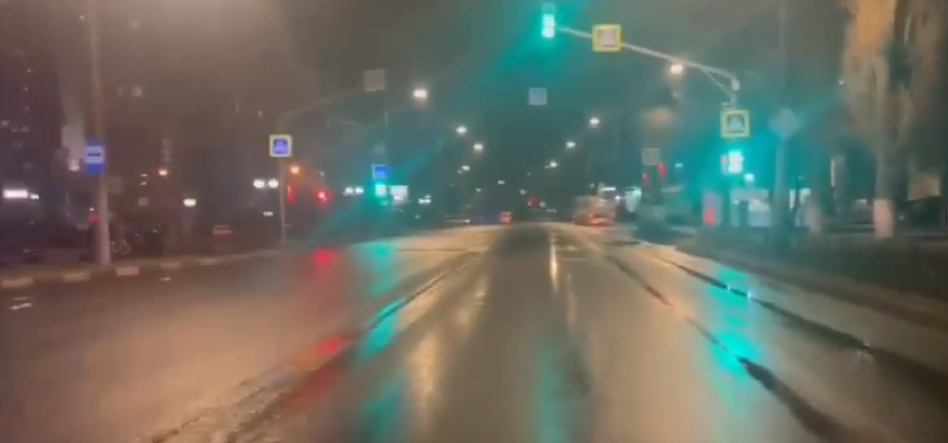 В Белгороде машина сбила женщину и девочку