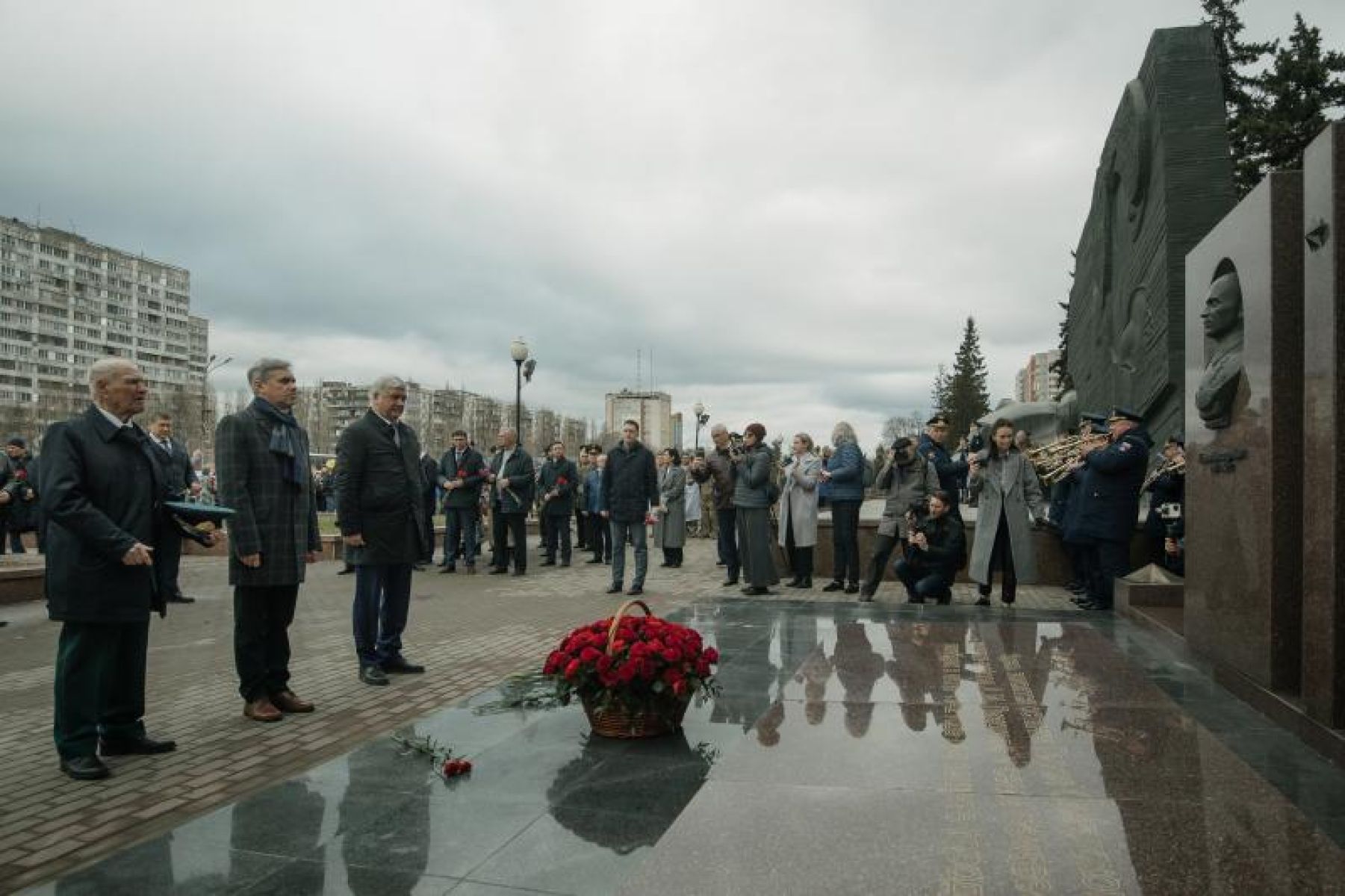 Губернатор почтил память героя, который «объединил Воронеж и&nbsp;Гомель»&nbsp;