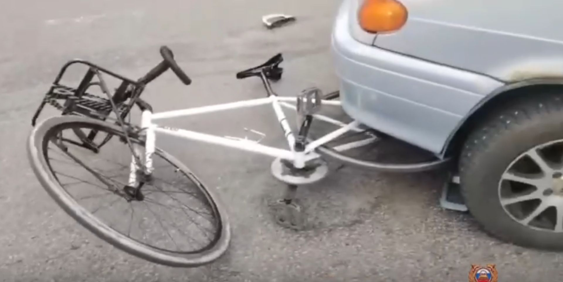 В центре Белгорода машина сбила велосипедиста