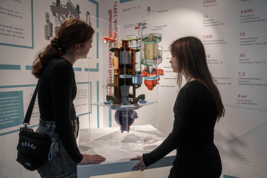 В Нововоронеже школьников Луганска и Донецка познакомили с профессией атомщика 