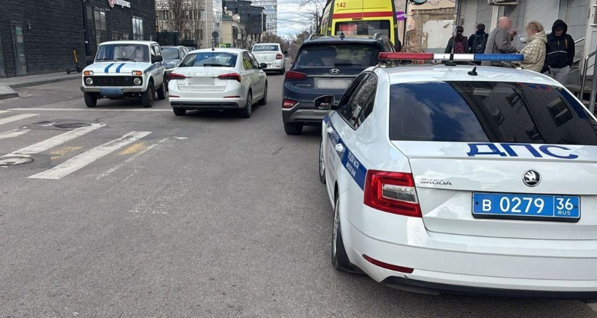 Сбитого машиной мальчика на самокате оштрафовали на десять тысяч рублей в Воронеже