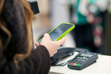 Доля офлайн-платежей за мобильную связь обновила исторический минимум