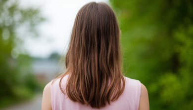 Девушку в контрастной одежде перестали искать в Воронеже