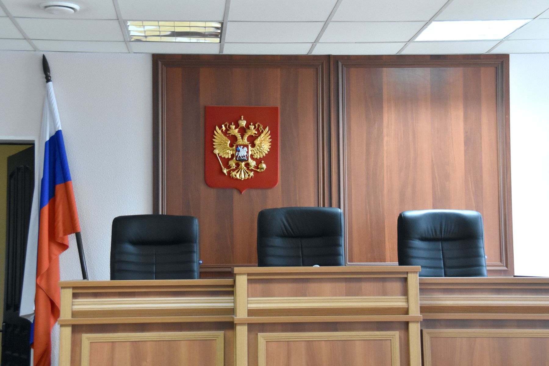В Данкове мужчина оправдывал продавца сомнительного спиртного в суде и сам попал под следствие