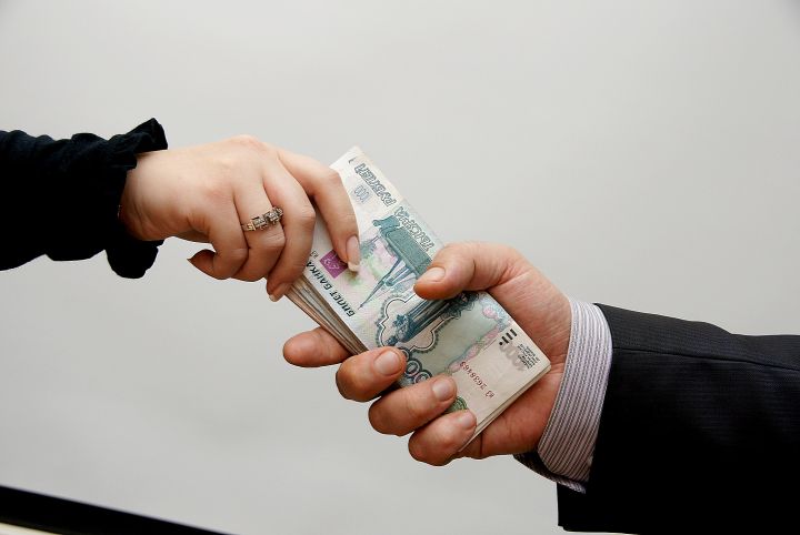 Новый возлюбленный похитил у воронежской пенсионерки сердце и деньги