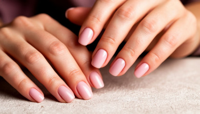Мастер маникюра рассказала, какие ногти будут в тренде этим летом