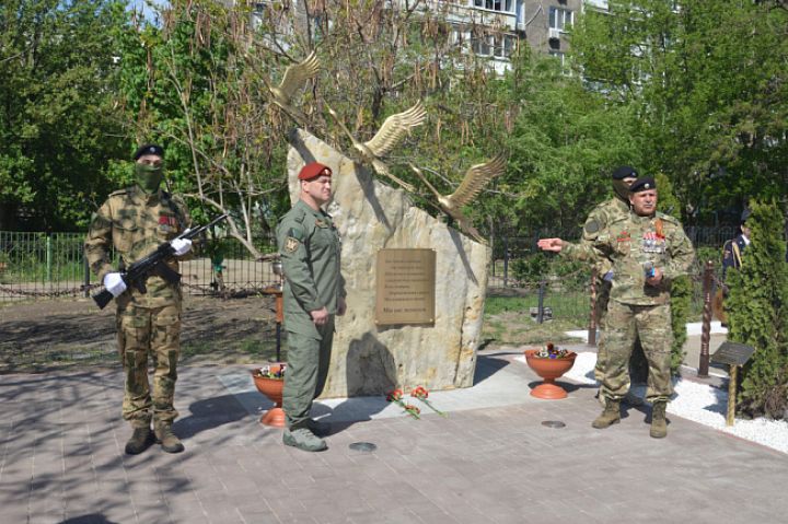 Аллею Славы торжественно открыли в воронежской школе