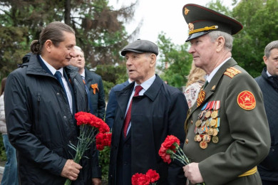 Волонтеры проекта Сергея Чижова «Фронтовой паек» поздравили воронежских ветеранов 