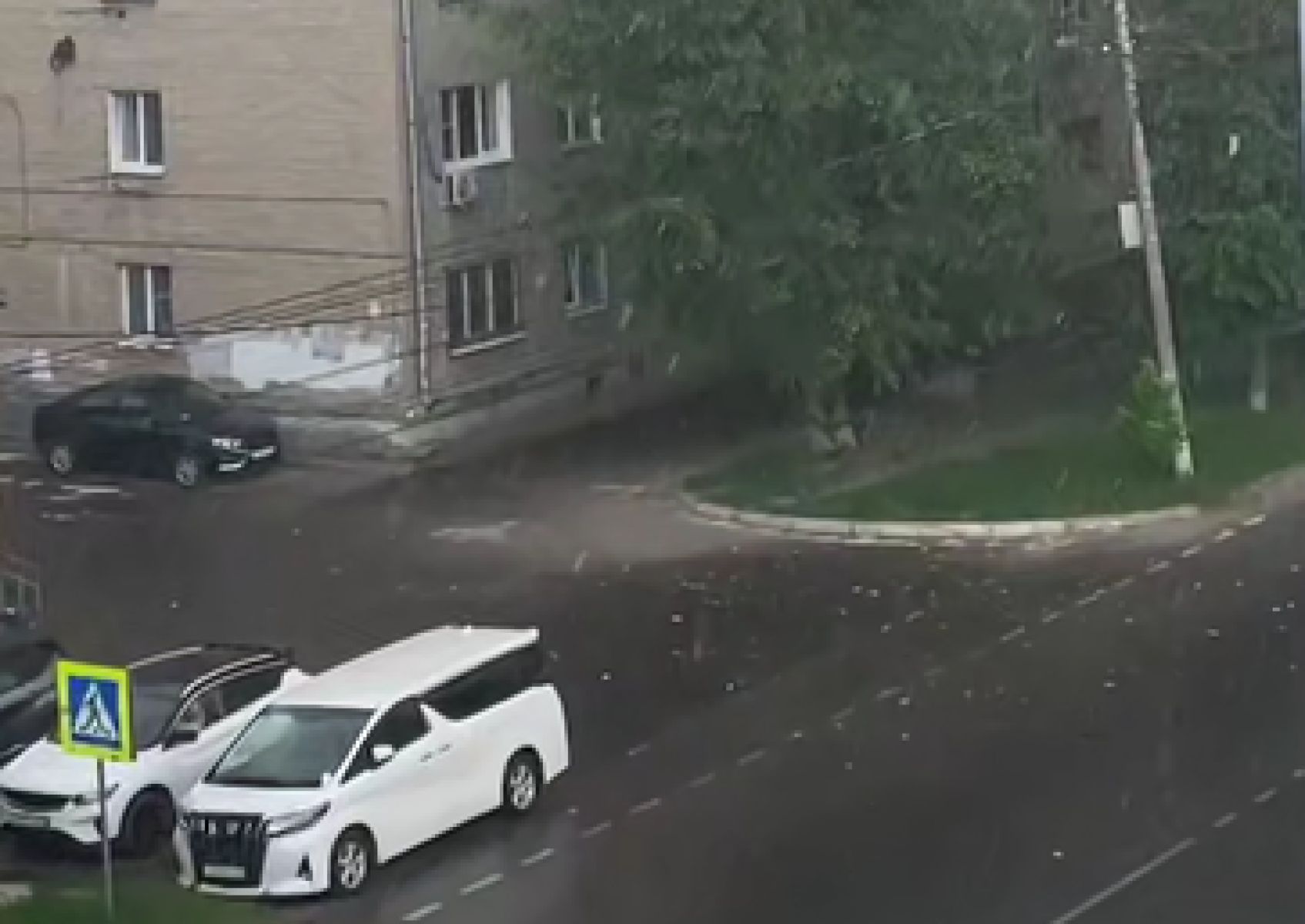 Мощный ливень обрушился на Воронеж&nbsp;