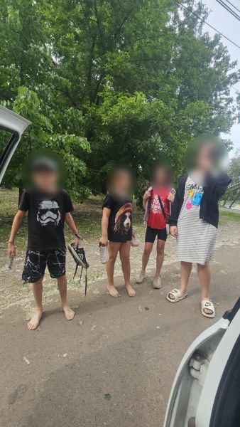 В Курской области полицейские ловят детей без присмотра возле воды