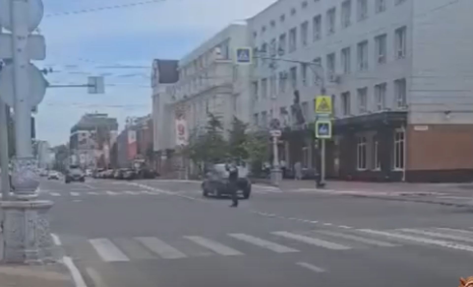 Светофор в центре Белгорода заработает через час