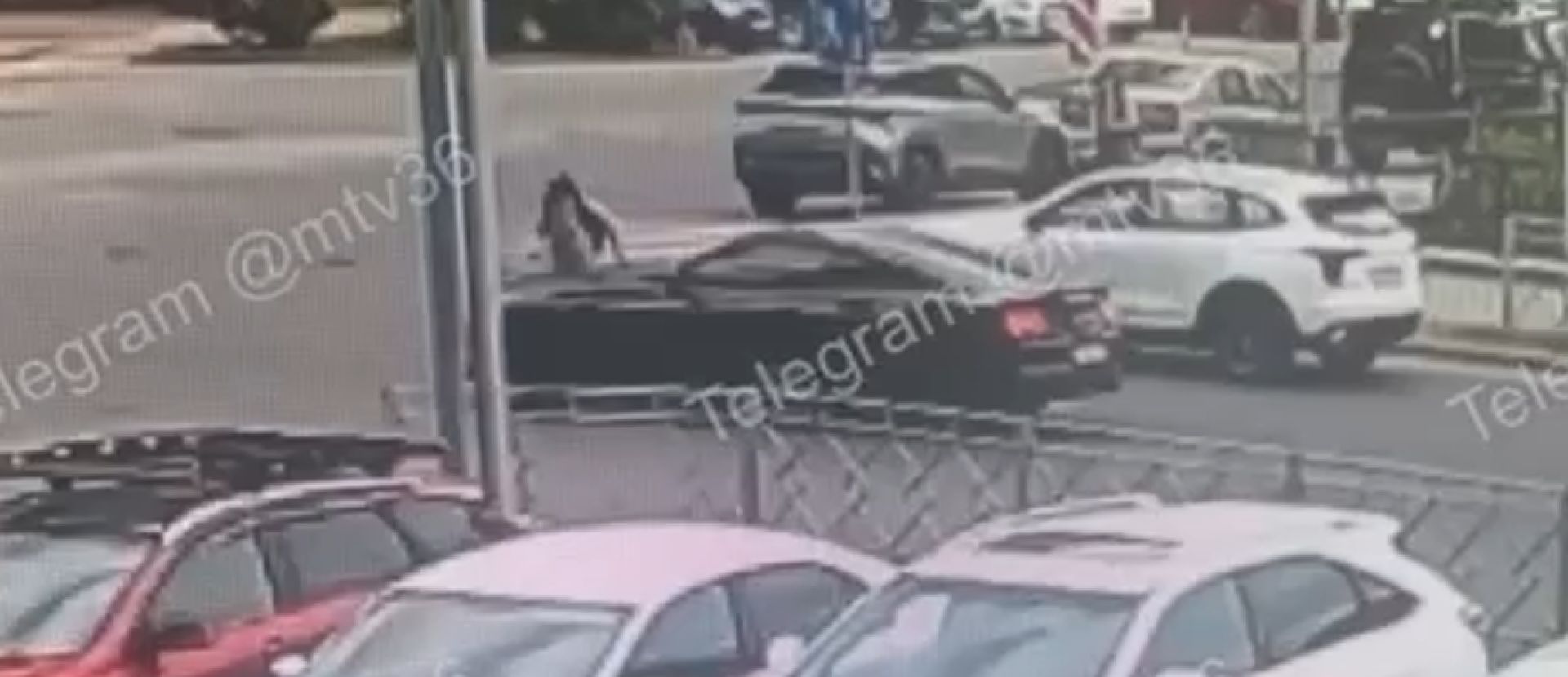 Легковушка сбила парня на «зебре» в воронежском ЖК