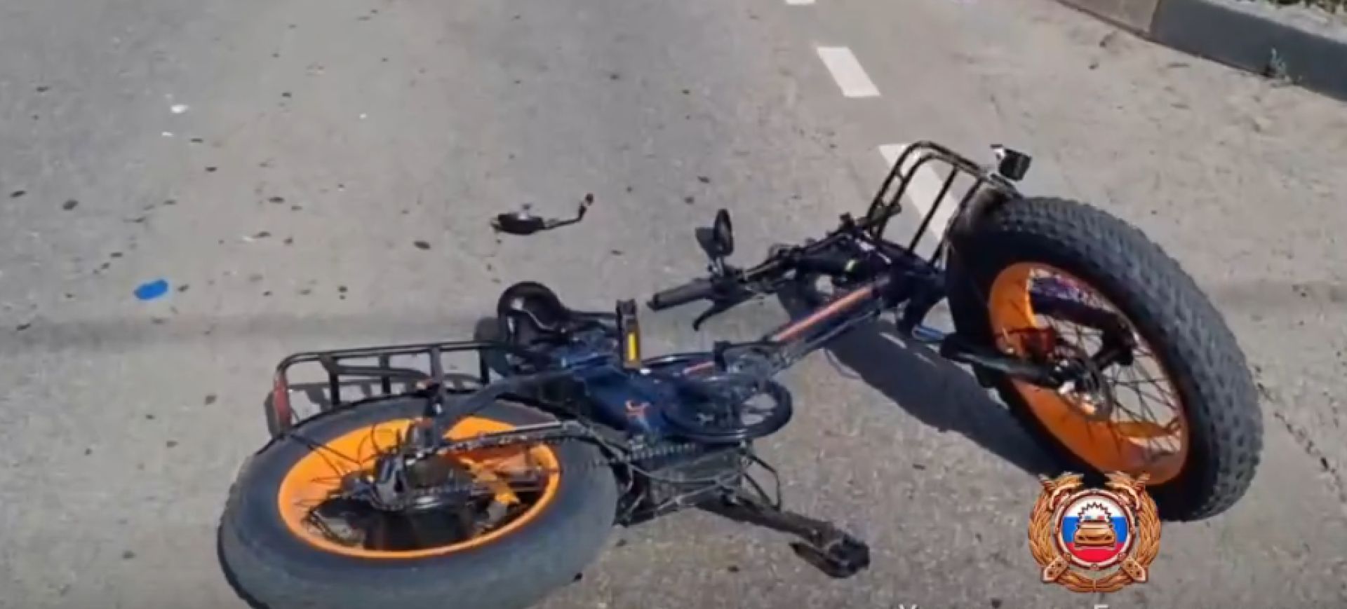 В Белгородской области велосипедистка врезалась в машину