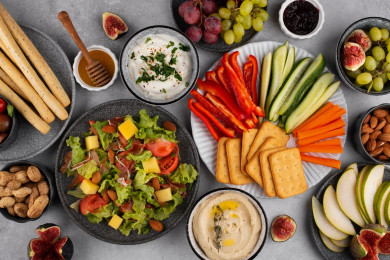 Куриные окорочка на капусту и в духовку: очень просто, а на вкус восхитительно