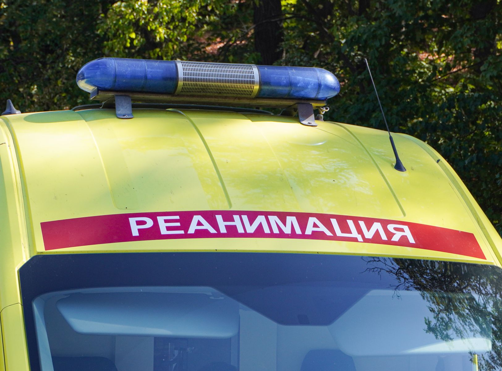 В Грязях 13-летний самокатчик попал под машину